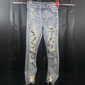 American Eagle Women’s Next Level Stretch Distressed Blue Jeans – Size 8
